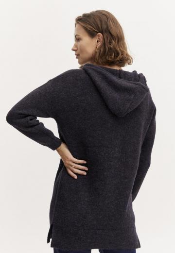 Пуловер с капюшоном