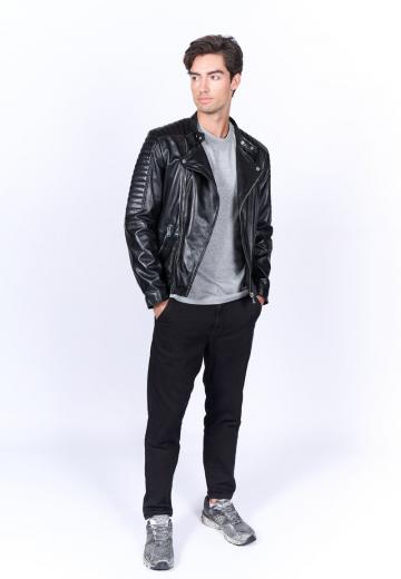 Кожаная куртка