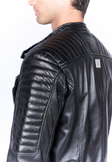 Кожаная куртка