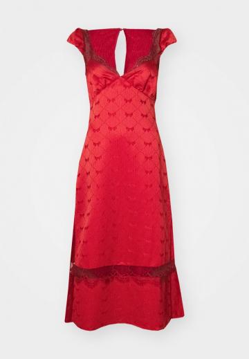 Летнее платье