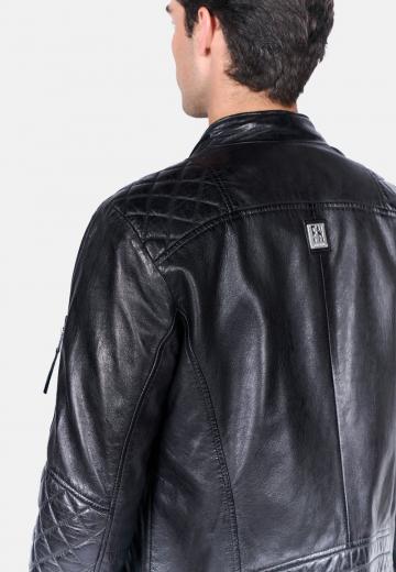 Кожаная куртка