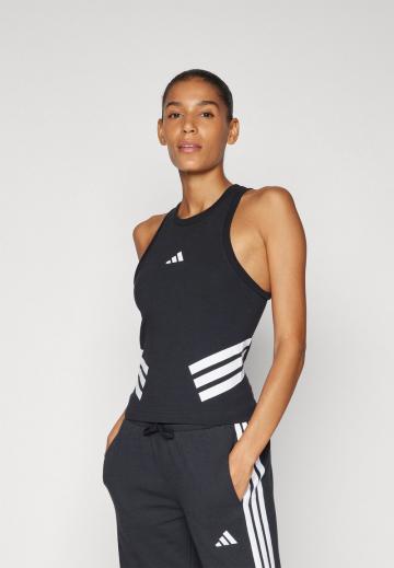 Спортивный топ