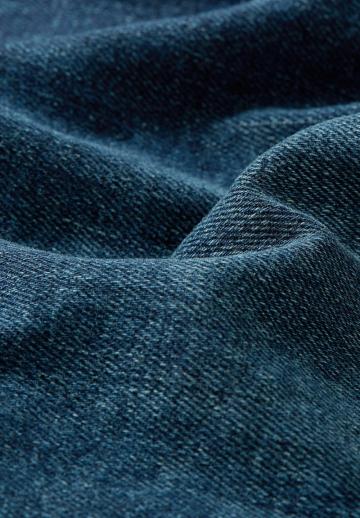 Клешеные джинсы