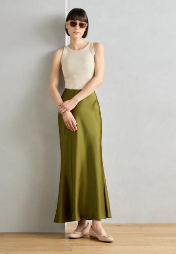 Туфли на танкетке