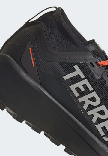 Беговые кроссовки