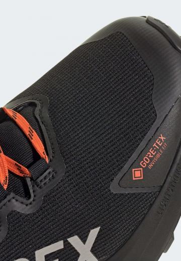 Беговые кроссовки