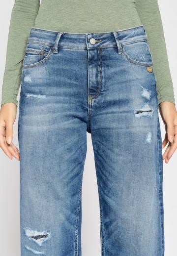 Свободные джинсы