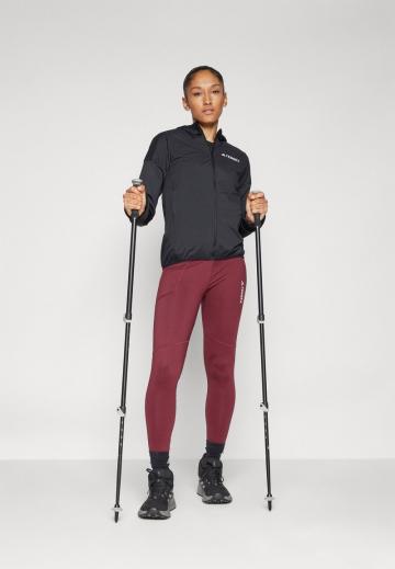 Спортивная куртка