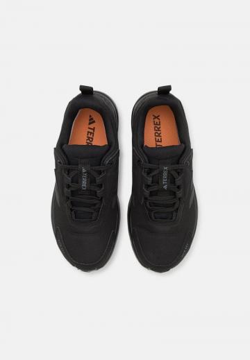 Походная обувь