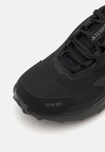 Походная обувь