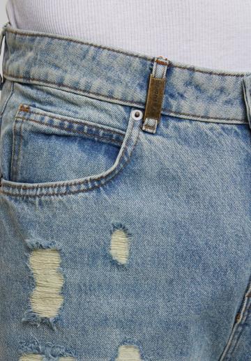 Прямые джинсы