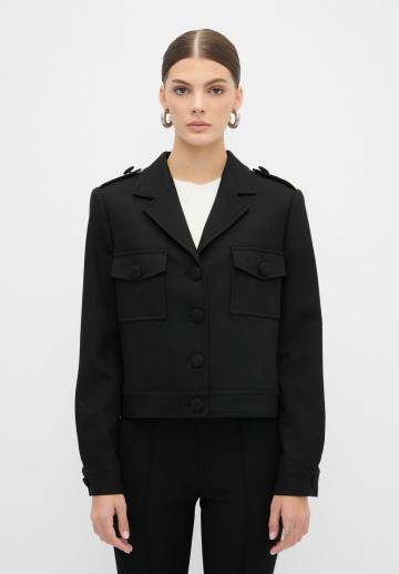 Блейзер с накладными карманами