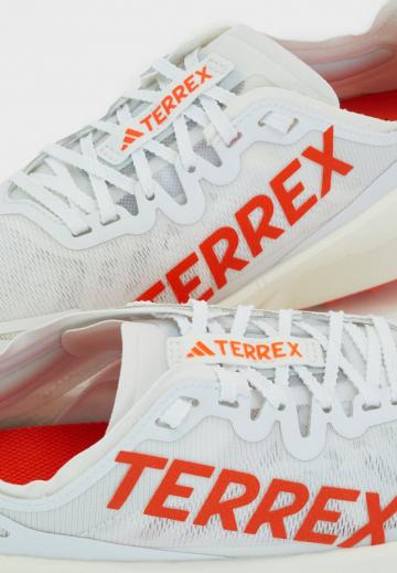 Беговые кроссовки