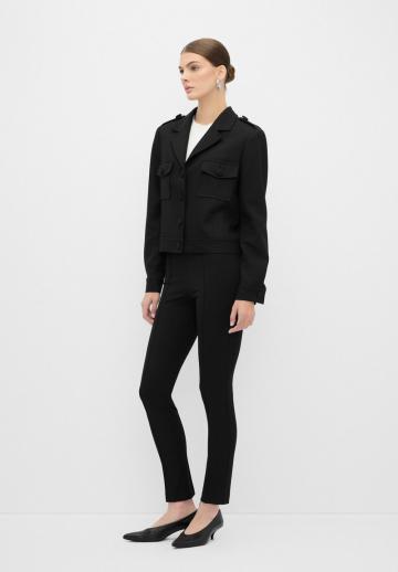 Блейзер с накладными карманами