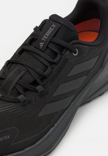 Походная обувь