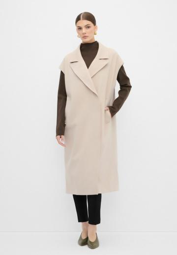 Длинный жилет