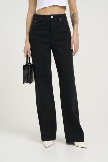 Свободные джинсы