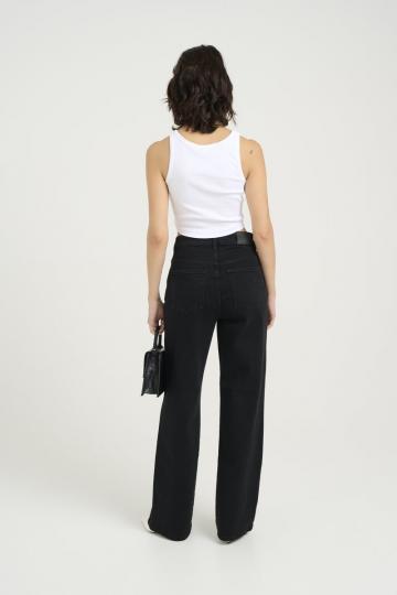 Свободные джинсы