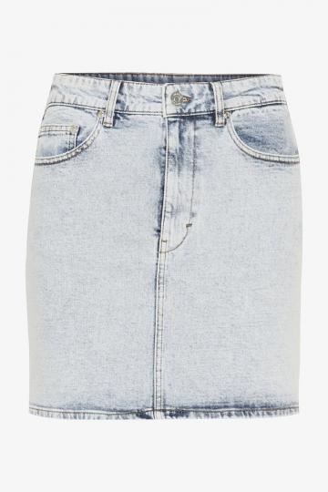 Юбка с накладными карманами