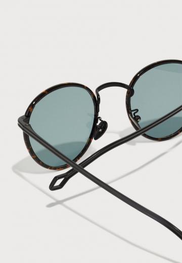 Солнечные очки