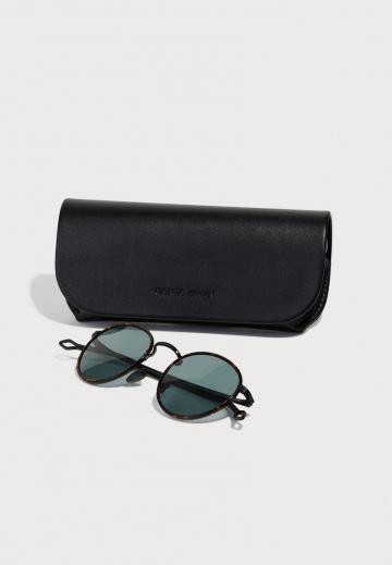 Солнечные очки