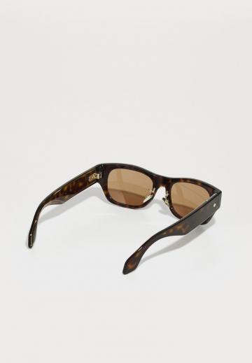 Солнечные очки