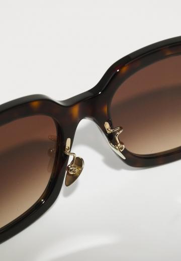 Солнечные очки