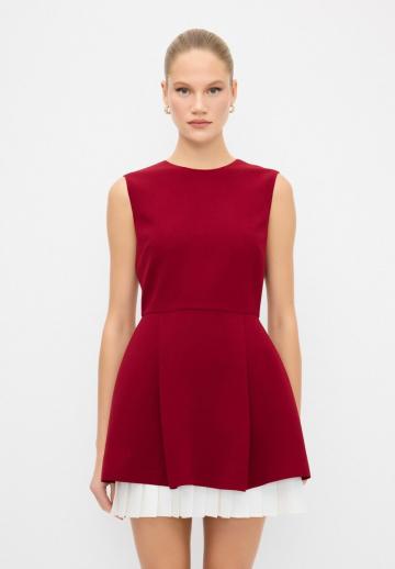 Короткое платье