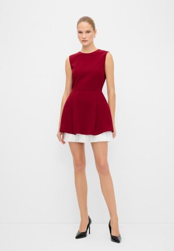 Короткое платье