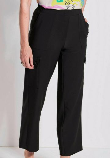 Брюки с накладными карманами