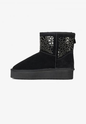 Зимние ботинки