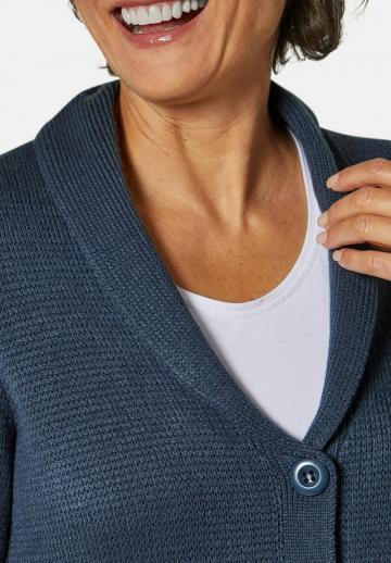 Длинный жилет