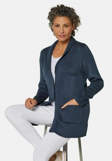 Длинный жилет