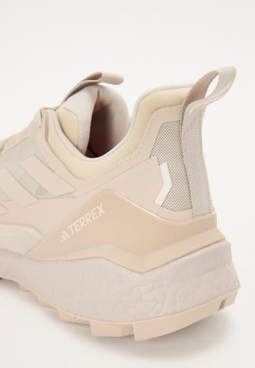 Походная обувь