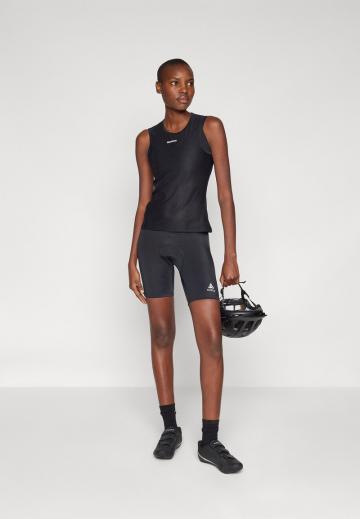 Спортивный топ