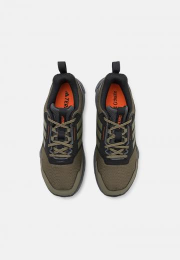 Беговые кроссовки