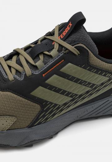 Беговые кроссовки