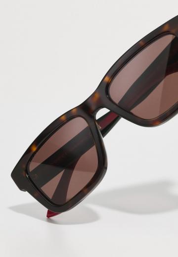 Солнечные очки