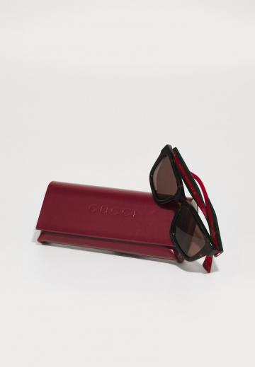 Солнечные очки