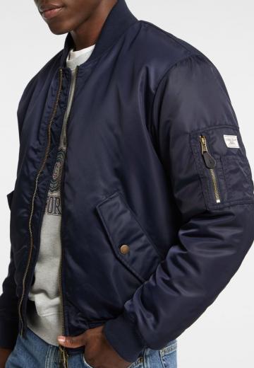 Куртка бомбер