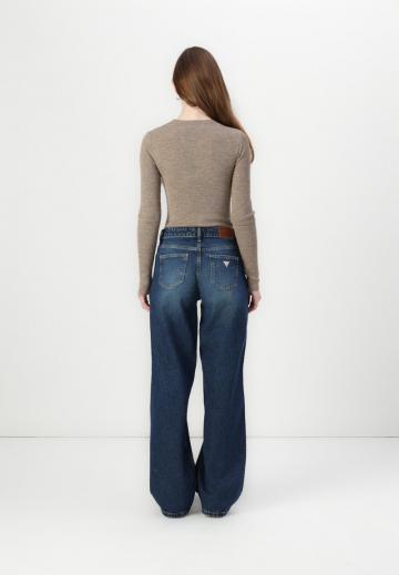 Свободные джинсы