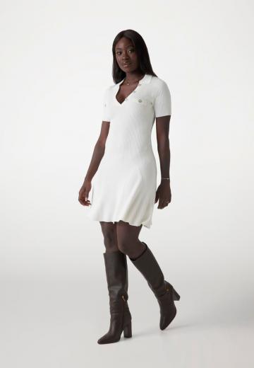 Вязаное платье