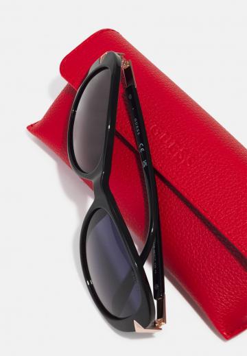 Солнечные очки