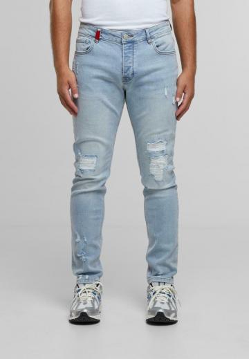 Узкие джинсы