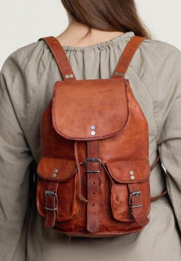 Кожаный рюкзак