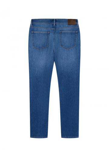 Узкие джинсы