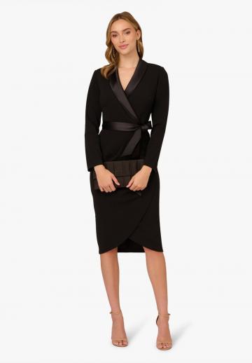 Платье футляр