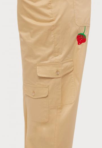 Брюки с накладными карманами