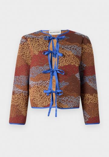 Жаккардовая вязаная кофта