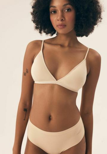 Бюстгальтер без косточек